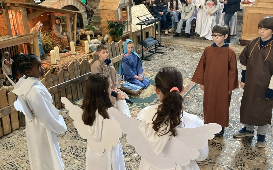 AVANT DE RANGER LES CRÈCHES !