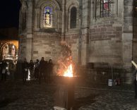 place Grégpoire de Tours Des ténèbres à la lumière! le feu de Pâques