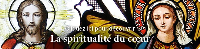 Vitrail representant les coeurs de Jésus et Marie