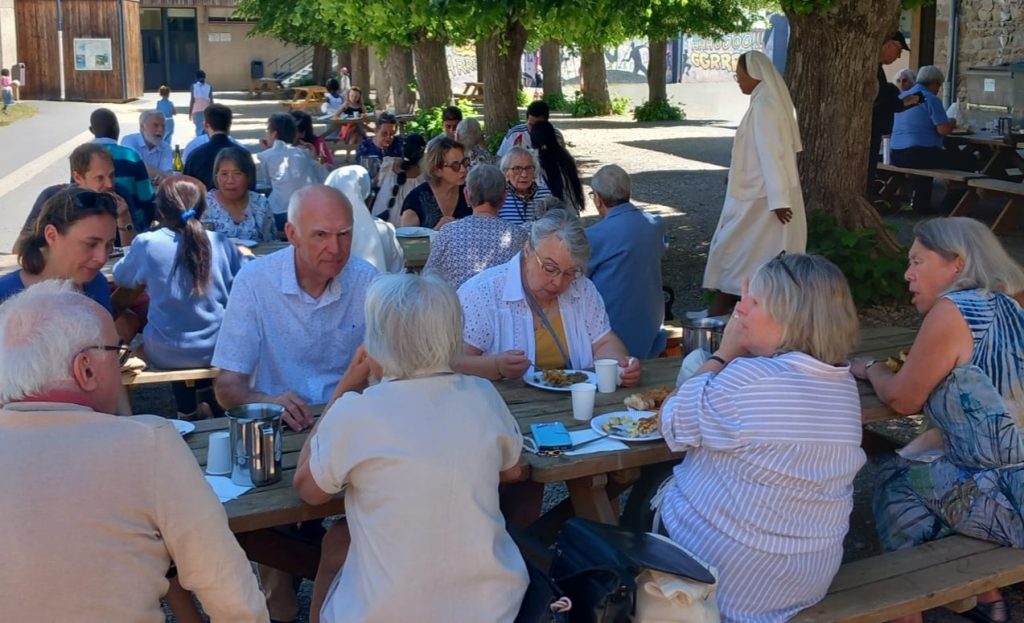 Pentecôte 2026 Tables